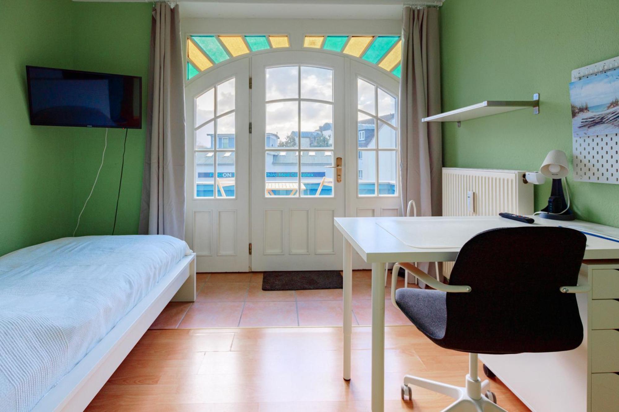 רוסטוק Gemuetliche Wohnung Mit Balkon Wohnung6 מראה חיצוני תמונה
