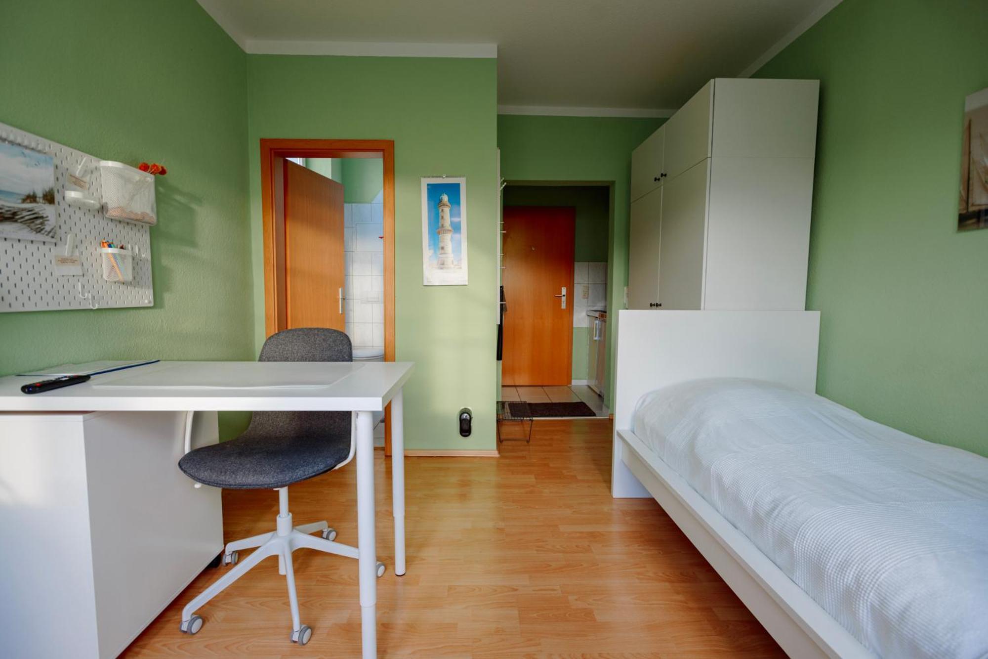 רוסטוק Gemuetliche Wohnung Mit Balkon Wohnung6 מראה חיצוני תמונה